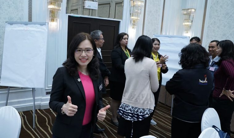 Coaching Mentoring เพื่อพัฒนา ผู้จัดการ ผู้นำ โดย โค้ชบี ขนิษฐา